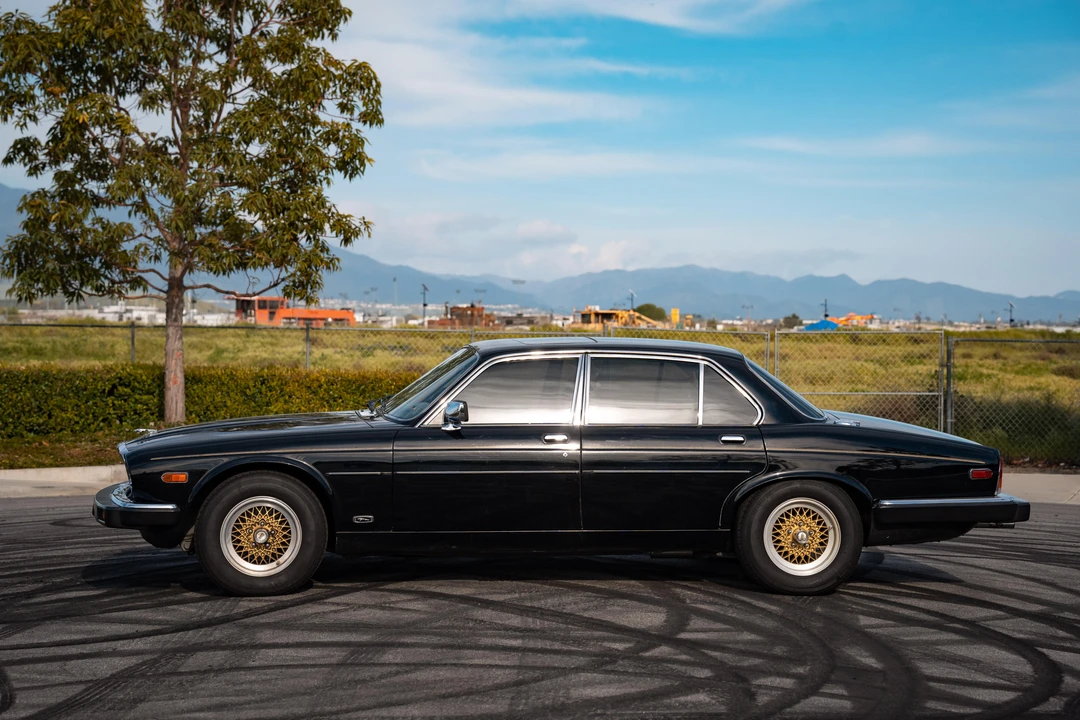 1986 Jaguar XJ Series 3 - Image 9 of 31