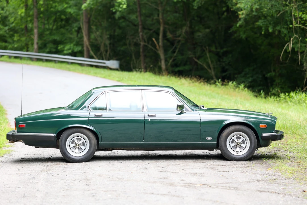 1986 Jaguar XJ Series 3 - Image 26 of 31