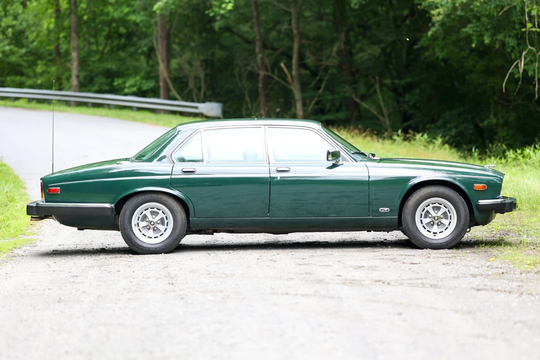 1986 Jaguar XJ Series 3 - Image 25 of 31