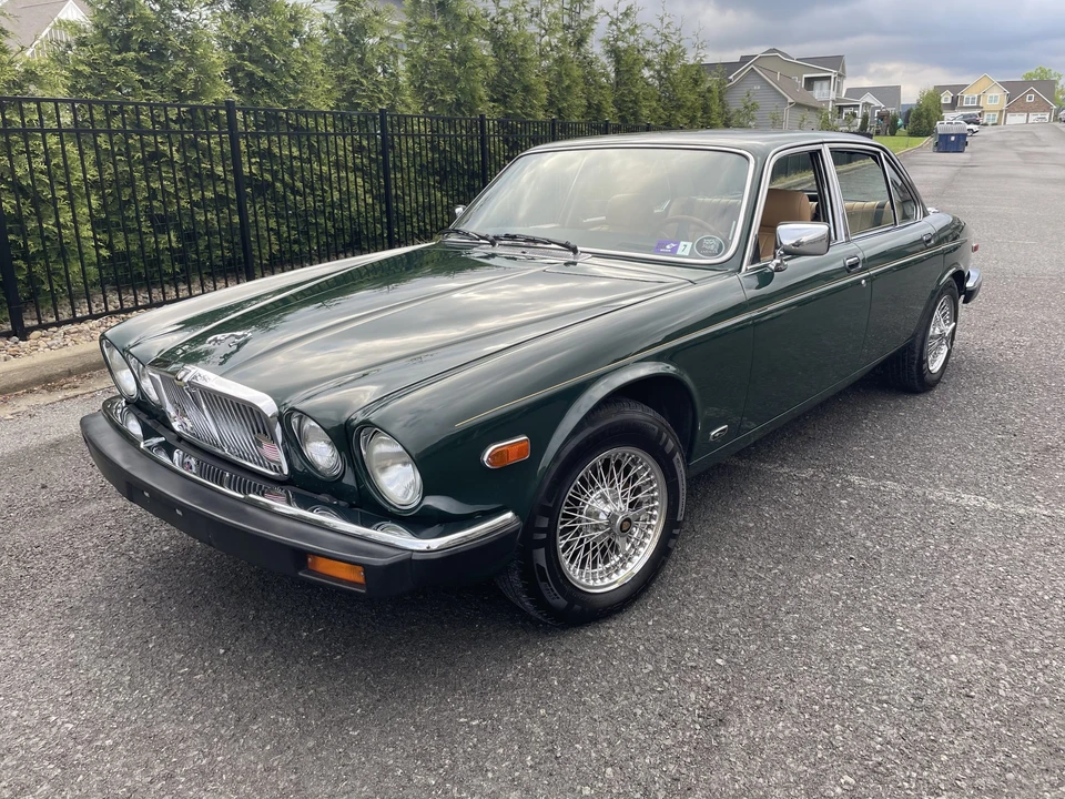 1986 Jaguar XJ Series 3 - Image 2 of 31