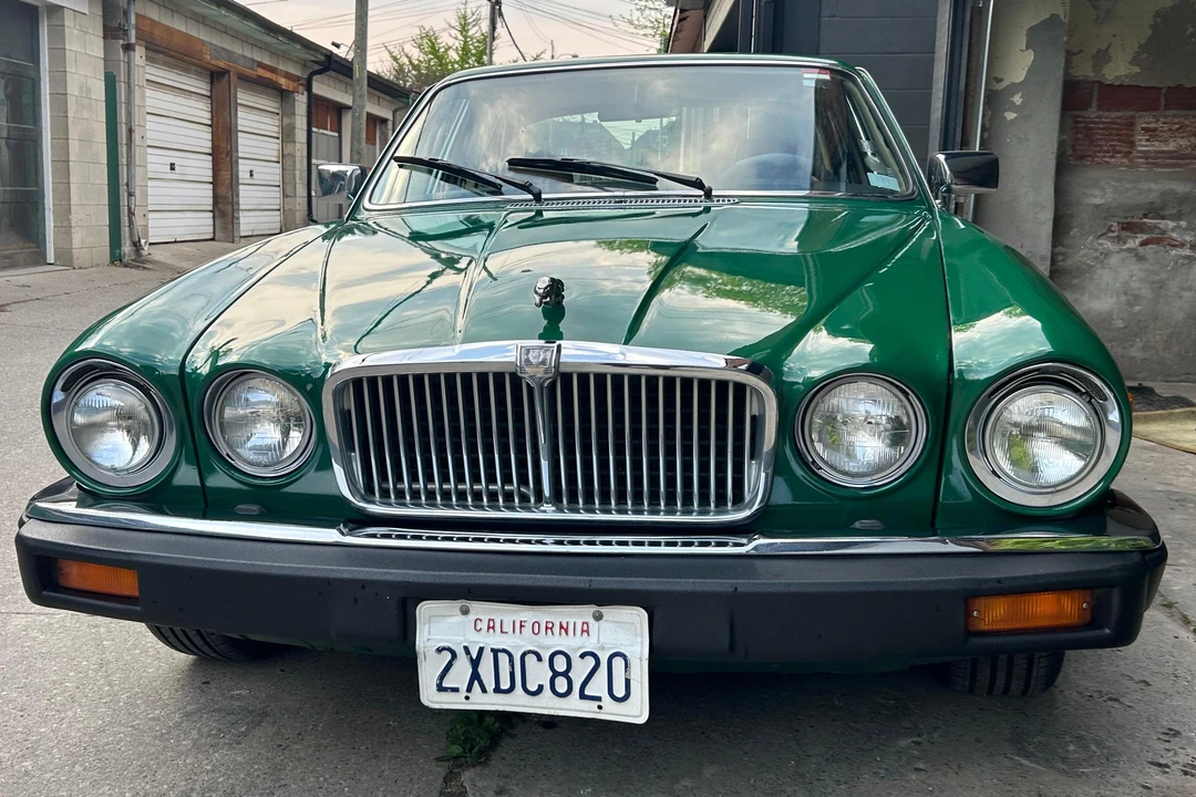 1986 Jaguar XJ Series 3 - Image 2 of 31