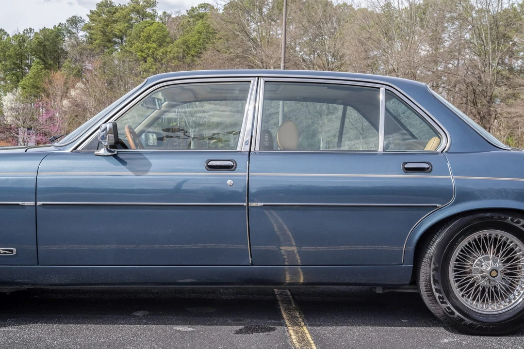 1986 Jaguar XJ Series 3 - Image 28 of 31