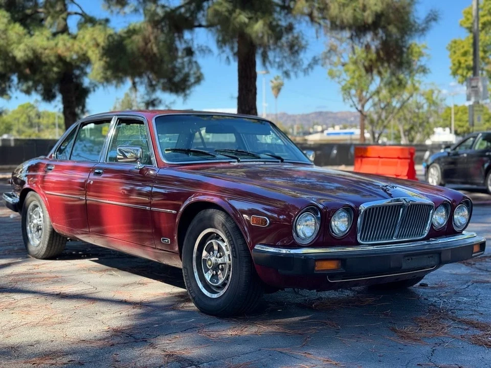 1986 Jaguar XJ Series 3 - Image 2 of 20
