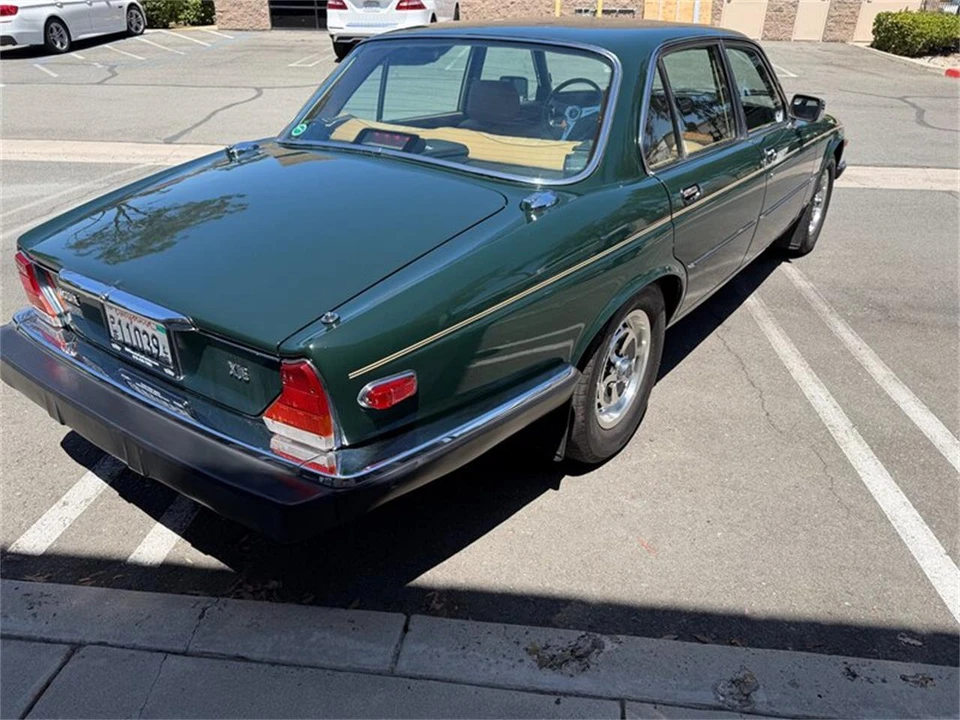 1986 Jaguar XJ Series 3 - Image 5 of 31