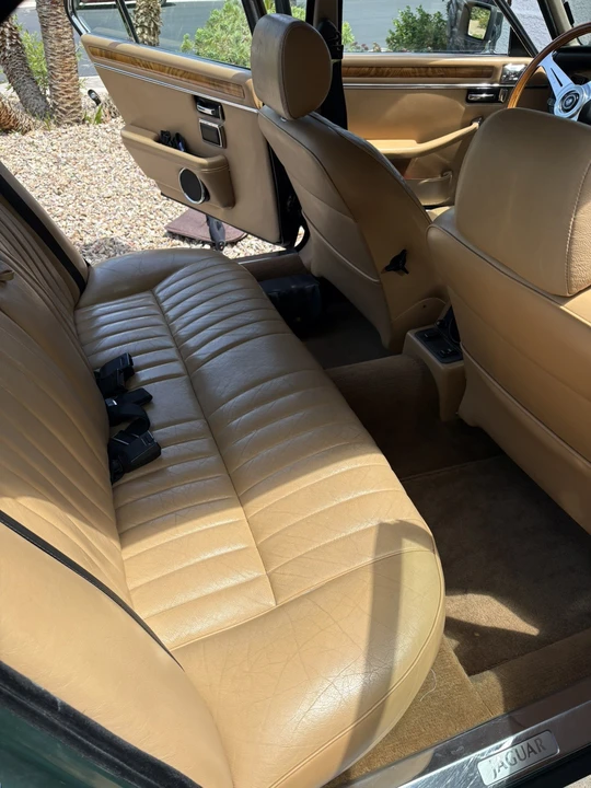 1986 Jaguar - Image 13 of 31