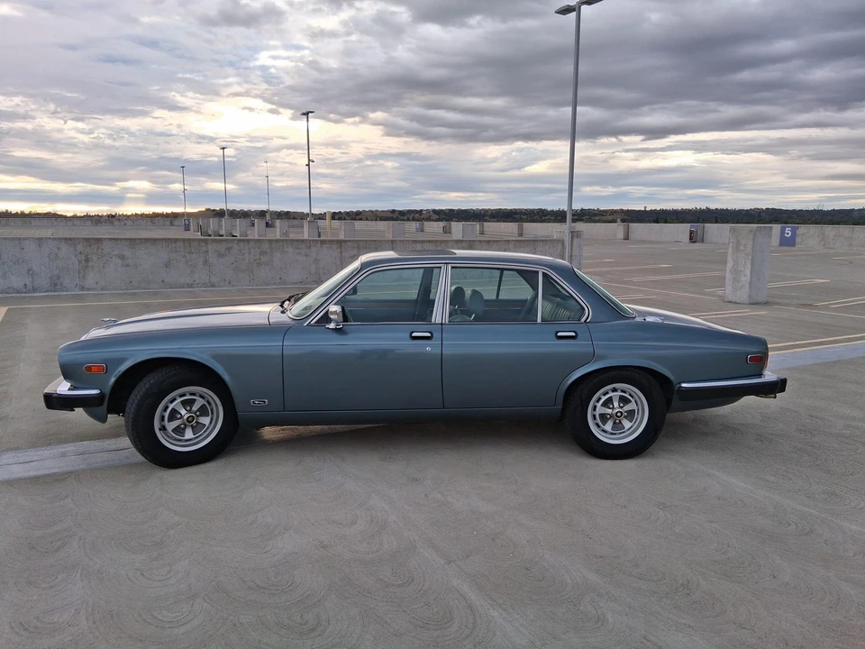 1986 Jaguar XJ Series 3 - Image 8 of 31