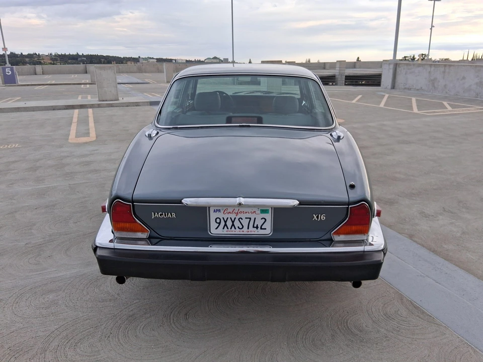 1986 Jaguar XJ Series 3 - Image 12 of 31