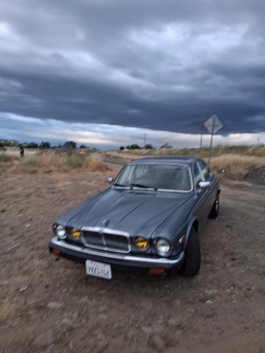 1986 Jaguar XJ Series 3 - Image 2 of 31
