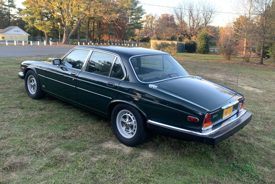 1986 Jaguar XJ Series 3 - Image 17 of 31