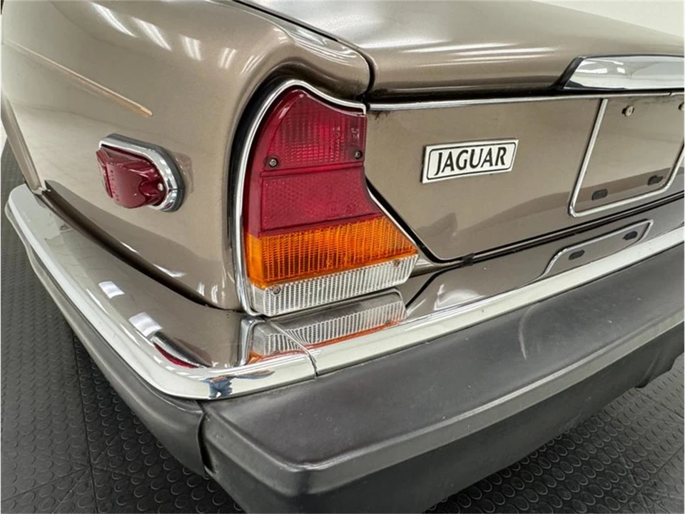 1986 Jaguar XJ Series 3 - Image 20 of 31