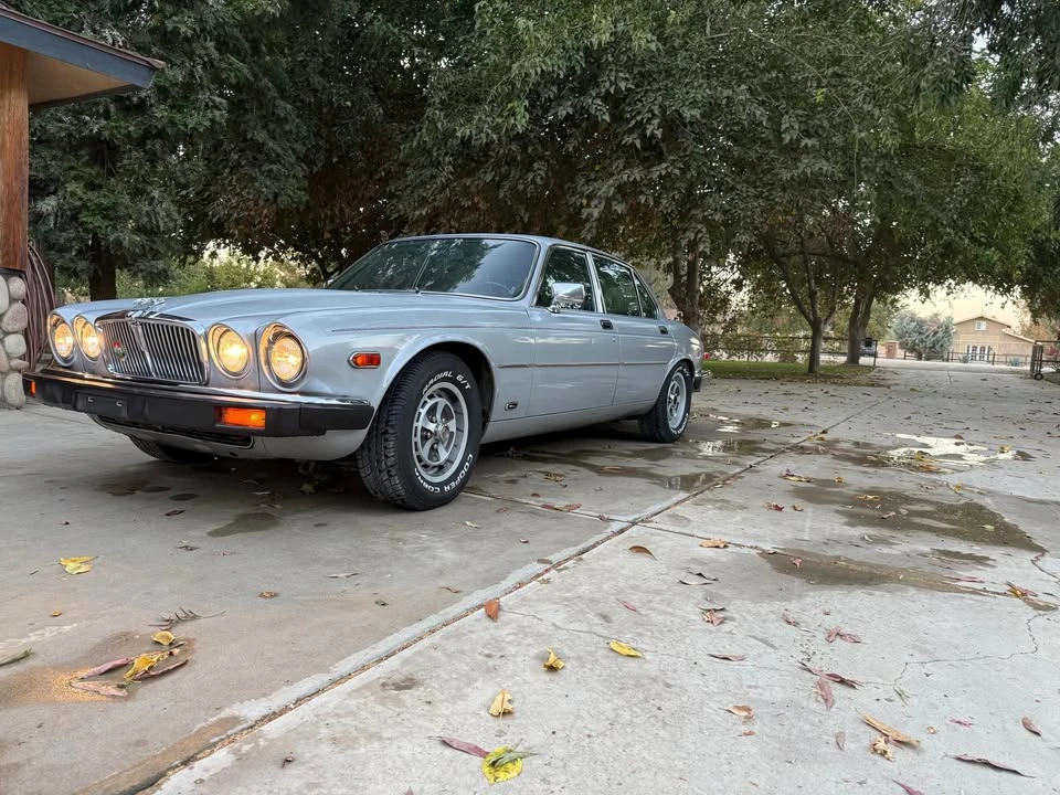 1986 Jaguar XJ Series 3 - Image 4 of 4