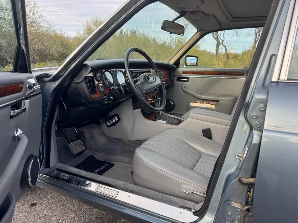 1986 Jaguar XJ Series 3 - Image 5 of 8
