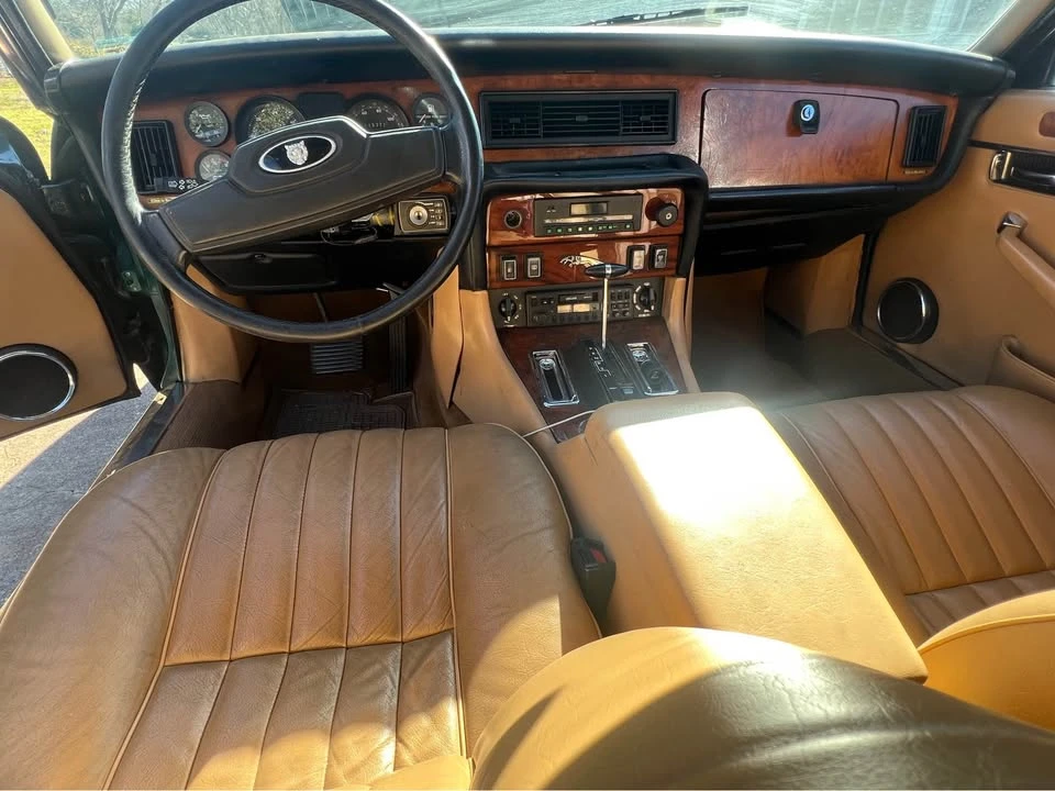 1986 Jaguar XJ Series 3 - Image 3 of 8
