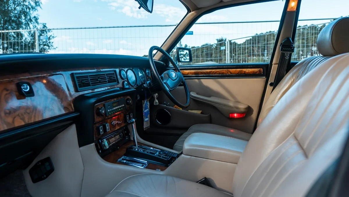 1986 Jaguar XJ Series 3 - Image 20 of 30
