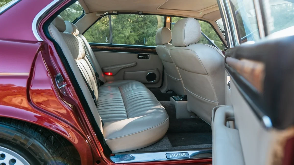 1986 Jaguar XJ Series 3 - Image 25 of 30