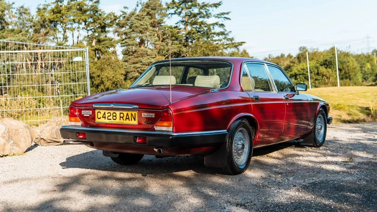 1986 Jaguar XJ Series 3 - Image 7 of 30