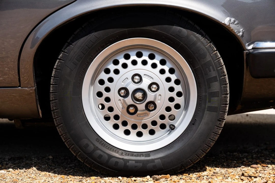 1986 Jaguar XJ Series 3 - Image 18 of 30