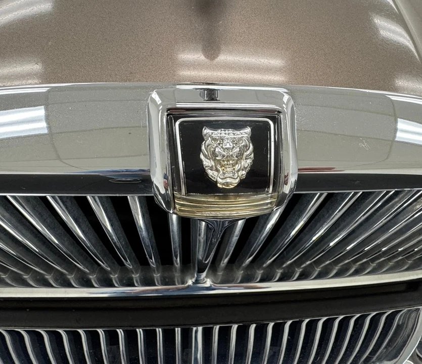1986 Jaguar XJ Series 3 - Image 10 of 31