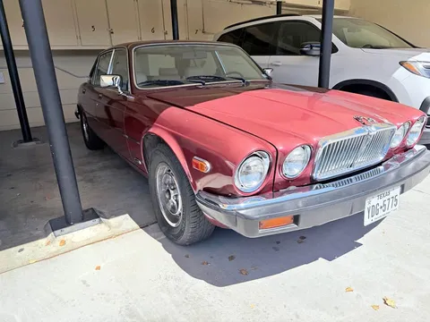 1986 Jaguar XJ6 Vanden Plas