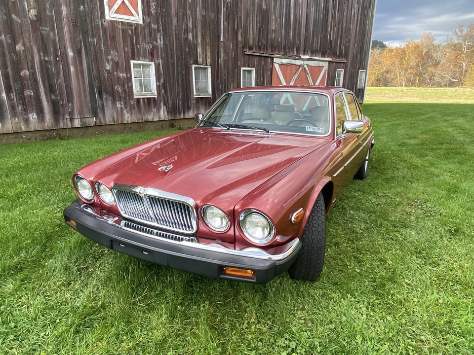 1986 Jaguar XJ Series 3 - Image 2 of 31