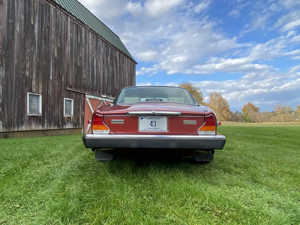1986 Jaguar XJ Series 3 - Image 17 of 31