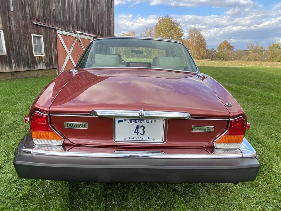 1986 Jaguar XJ Series 3 - Image 16 of 31