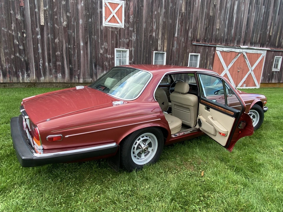 1986 Jaguar XJ Series 3 - Image 14 of 31
