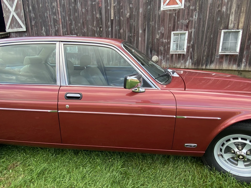 1986 Jaguar XJ Series 3 - Image 24 of 31