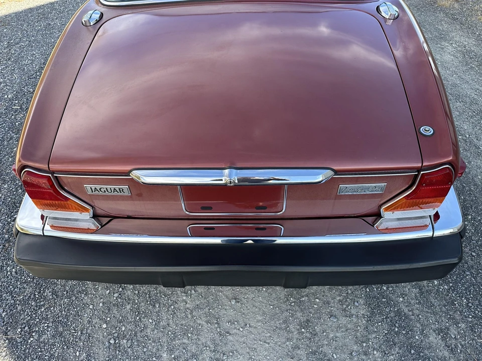 1986 Jaguar XJ Series 3 - Image 16 of 31