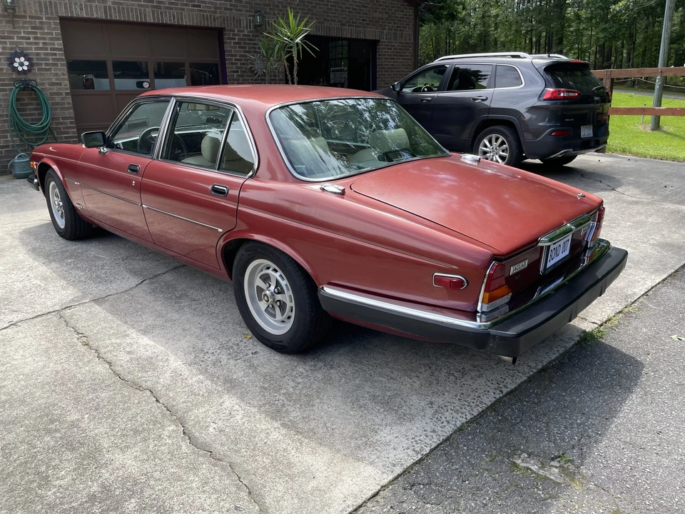 1986 Jaguar XJ Series 3 - Image 4 of 31