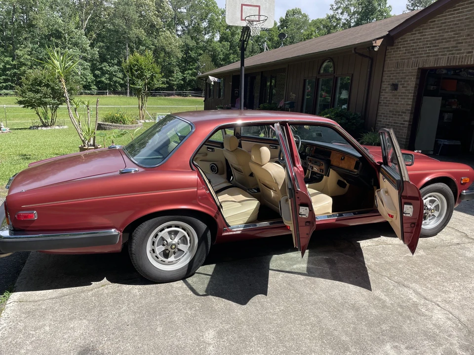 1986 Jaguar XJ Series 3 - Image 20 of 31