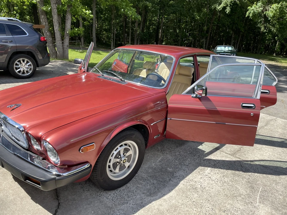1986 Jaguar XJ Series 3 - Image 18 of 31