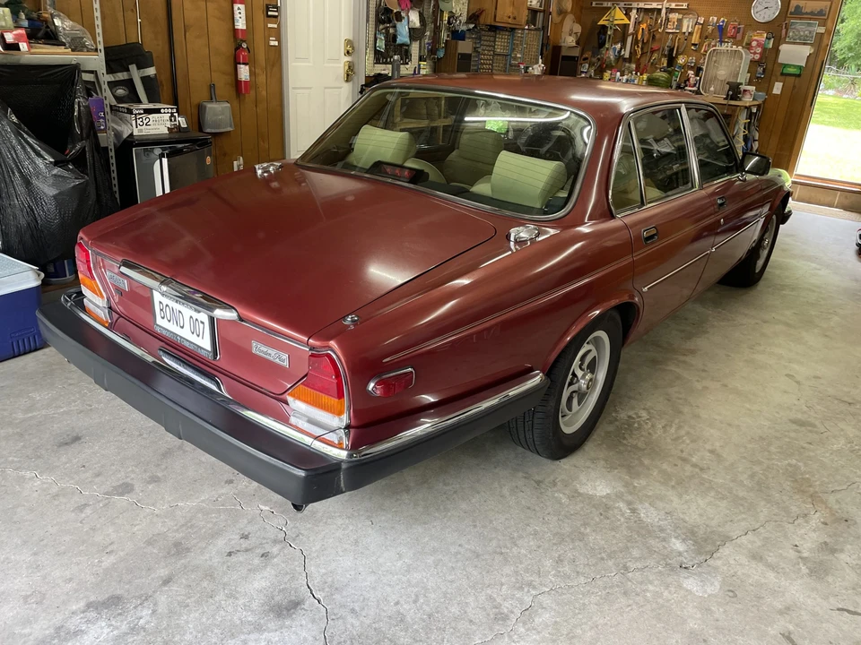 1986 Jaguar XJ Series 3 - Image 14 of 31