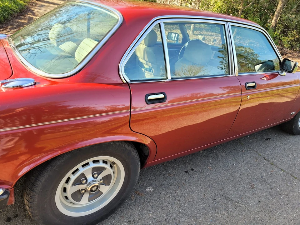1986 Jaguar XJ Series 3 - Image 17 of 31