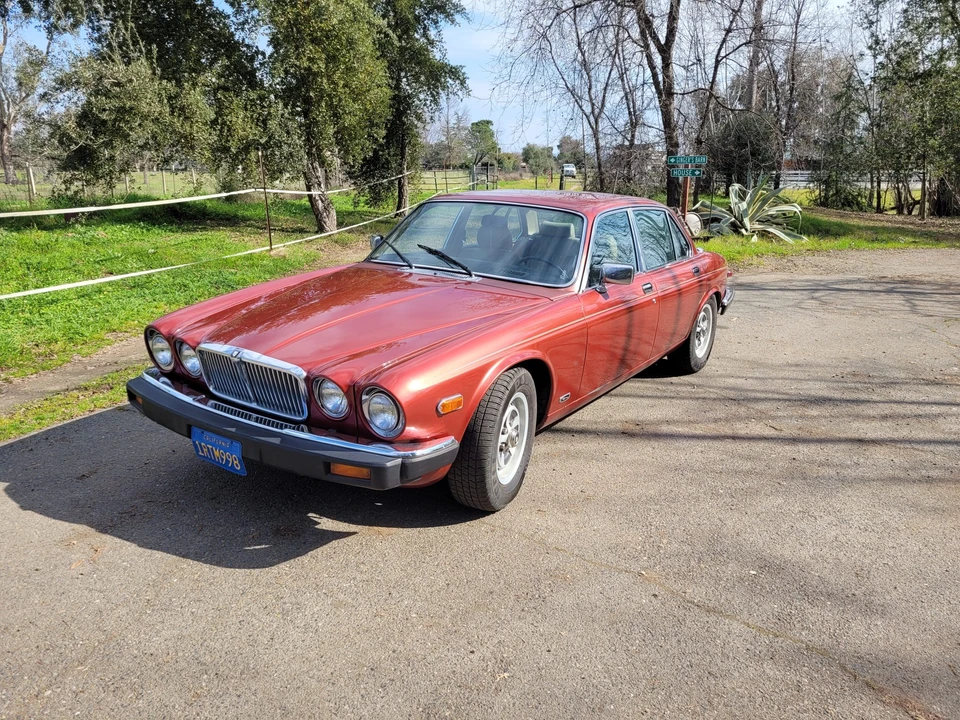 1986 Jaguar XJ Series 3 - Image 2 of 31