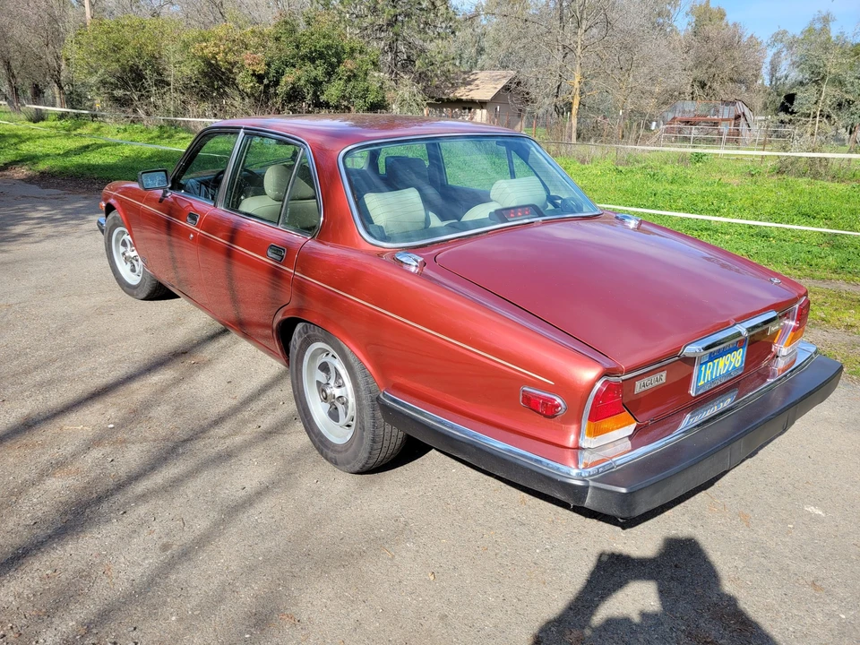 1986 Jaguar XJ Series 3 - Image 4 of 31