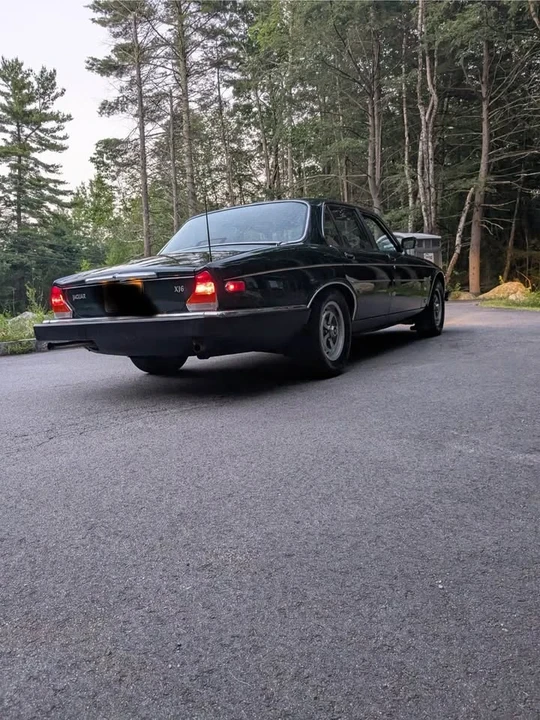 1986 Jaguar XJ Series 3 - Image 4 of 5