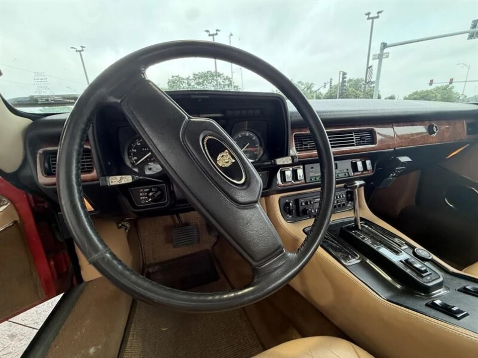 1986 Jaguar XJS Pre-Facelift AJ-6 - Image 17 of 23