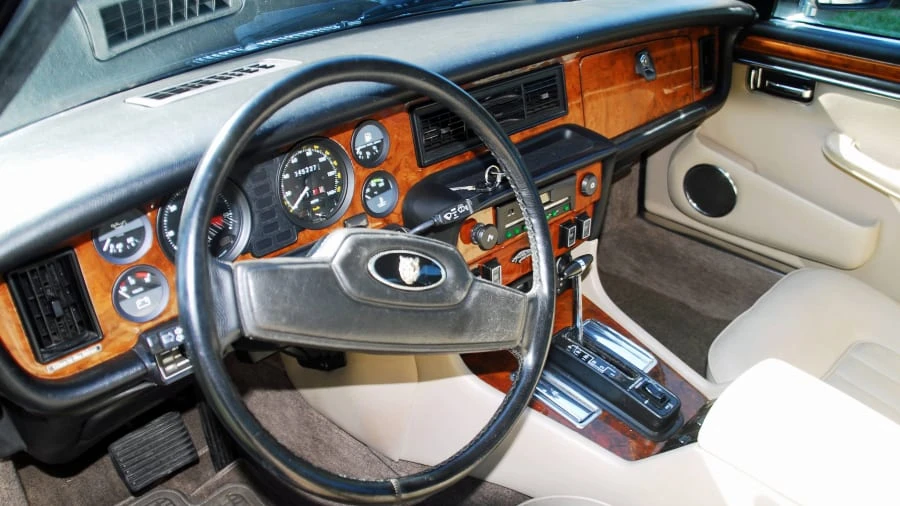 1986 Jaguar XJ Series 3 - Image 5 of 19