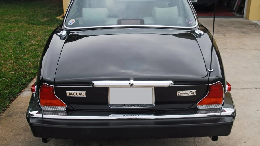 1986 Jaguar XJ Series 3 - Image 14 of 19
