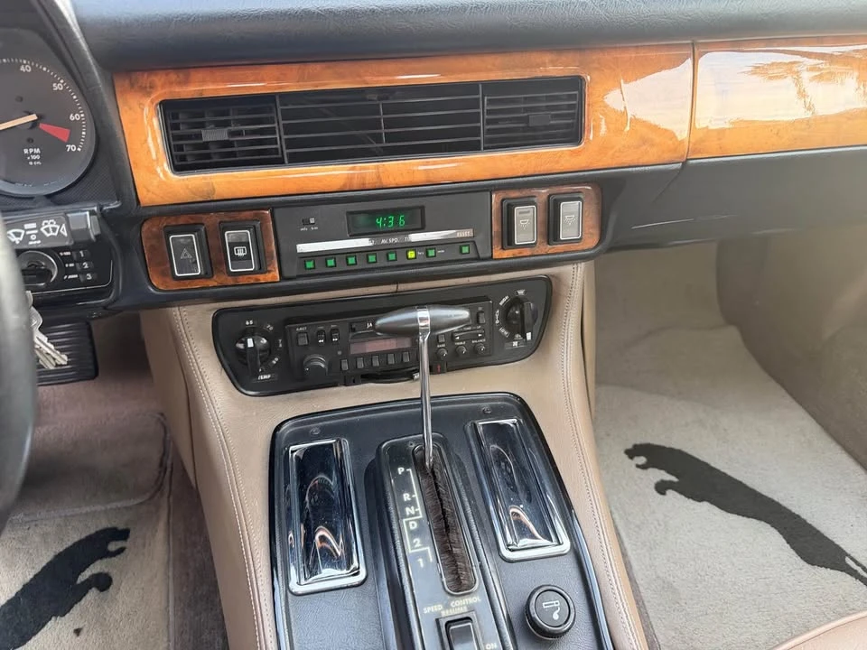 1986 Jaguar XJS - Image 14 of 19