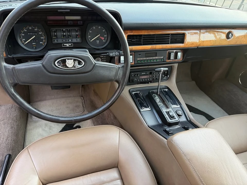 1986 Jaguar XJS - Image 18 of 19