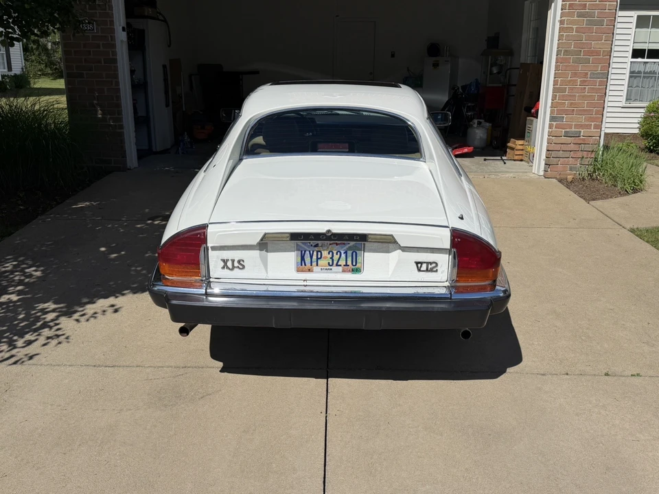 1986 Jaguar XJS - Image 3 of 9