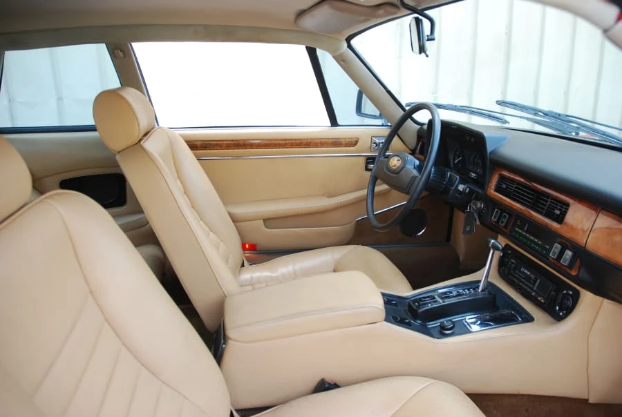 1986 Jaguar XJS - Image 5 of 12