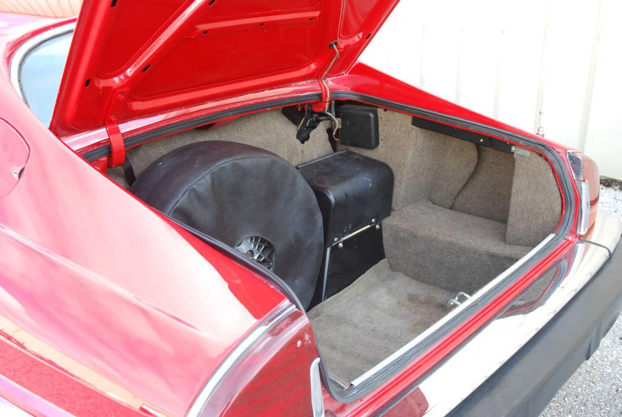 1986 Jaguar XJS - Image 8 of 12