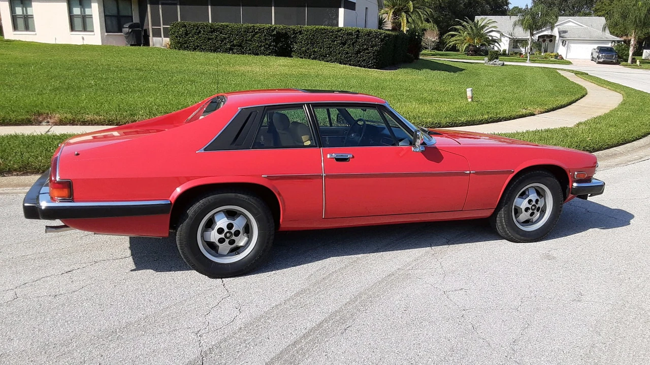 1986 Jaguar XJS - Image 2 of 23