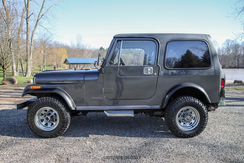 1986 Jeep CJ7 - Image 3 of 12
