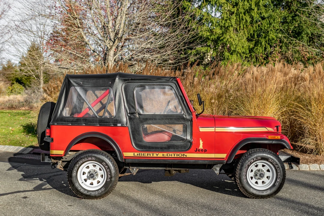 1986 Jeep CJ7 - Image 9 of 31