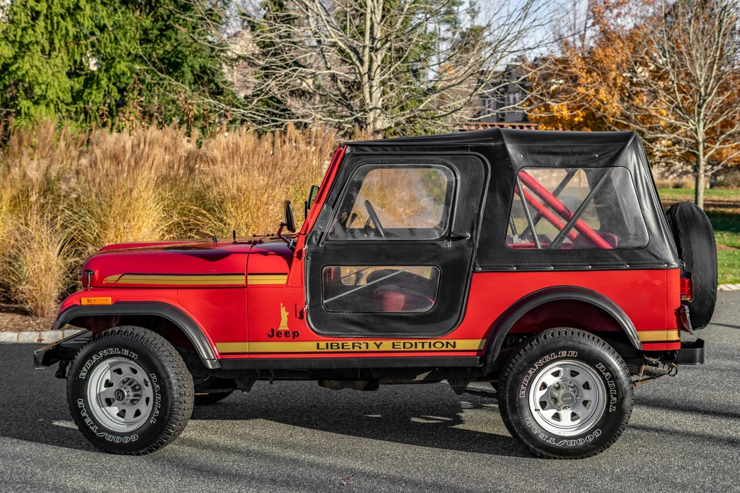 1986 Jeep CJ7 - Image 5 of 31