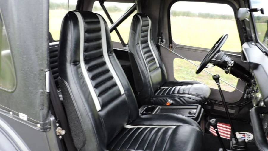 1986 Jeep CJ7 - Image 5 of 10